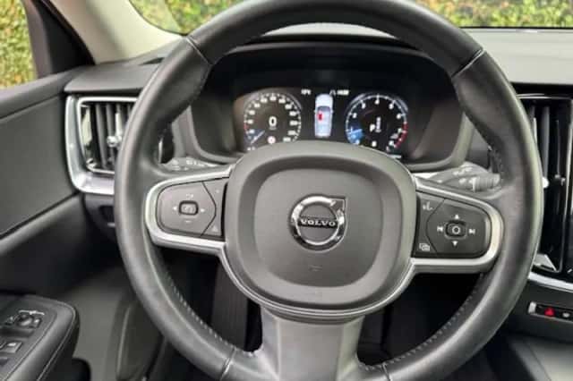 Volvo V60 (2020) thumbnail 9