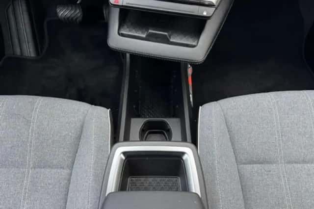 Renault Mégane E-Tech (2023) thumbnail 12
