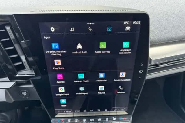 Renault Mégane E-Tech (2023) thumbnail 16