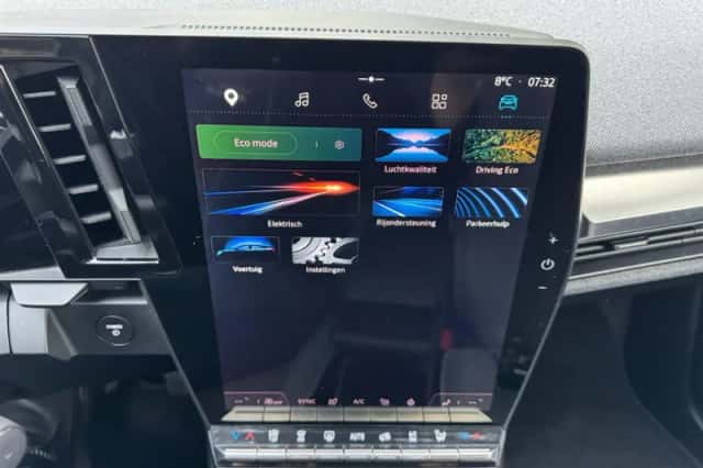 Renault Mégane E-Tech (2023) thumbnail 18