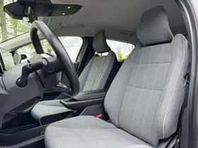 Renault Mégane E-Tech (2023) thumbnail 6
