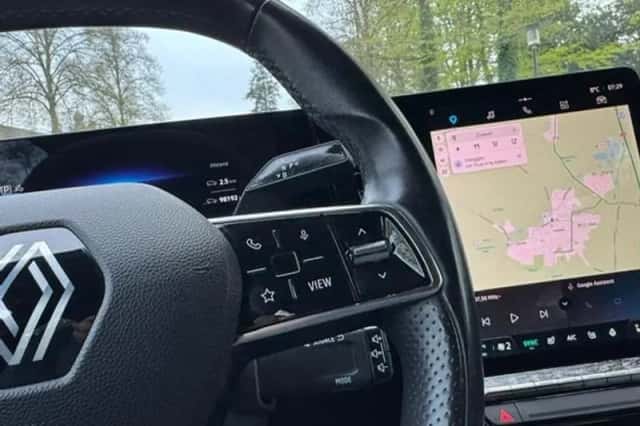 Renault Mégane E-Tech (2023) thumbnail 10