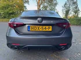 Alfa Romeo Giulia (2019) thumbnail 23
