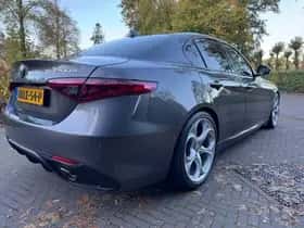 Alfa Romeo Giulia (2019) thumbnail 24