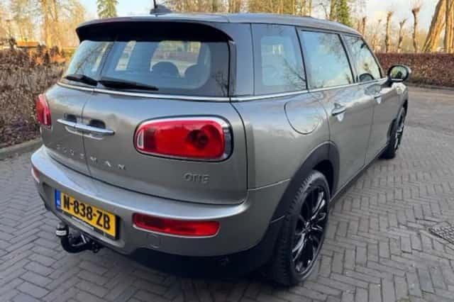 MINI Clubman (2018) thumbnail 24
