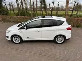 Ford C-Max thumbnail 3