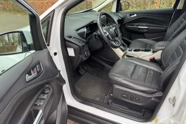 Ford C-Max (2015) thumbnail 5