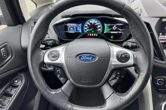 Ford C-Max (2015) thumbnail 9