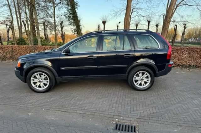 Volvo XC90 (2006) thumbnail 3