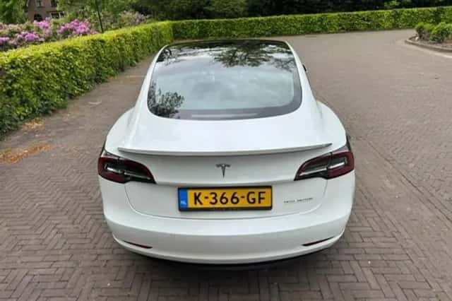 Tesla Model 3 (2020) thumbnail 24