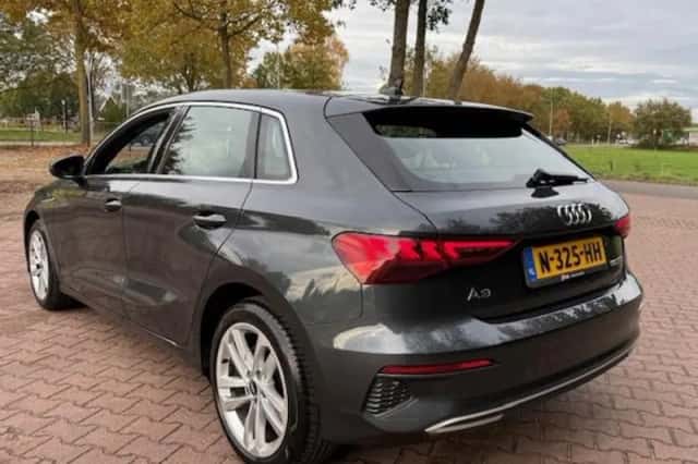 Audi A3 (2021) thumbnail 4
