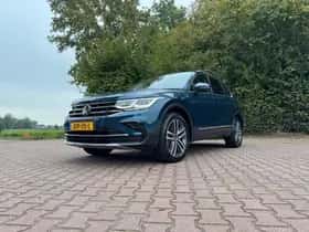 Volkswagen Tiguan (2021) thumbnail 3