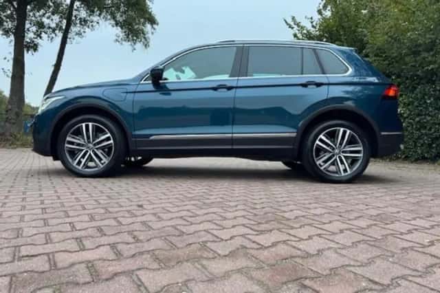 Volkswagen Tiguan (2021) thumbnail 4