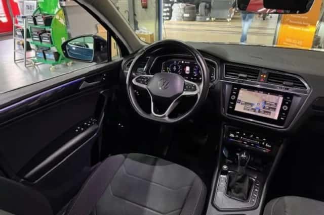 Volkswagen Tiguan (2021) thumbnail 32