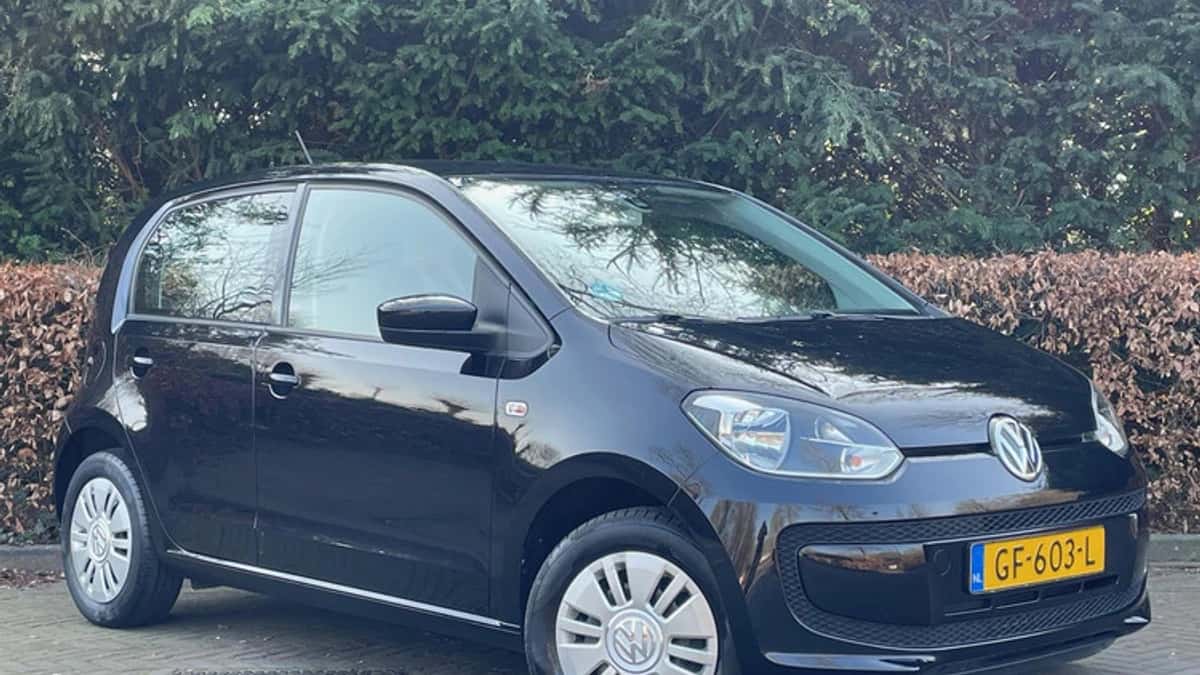 Volkswagen Up! (2015) — foto 1