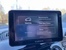 Volkswagen Up! (2015) thumbnail 12