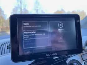 Volkswagen Up! (2015) thumbnail 13
