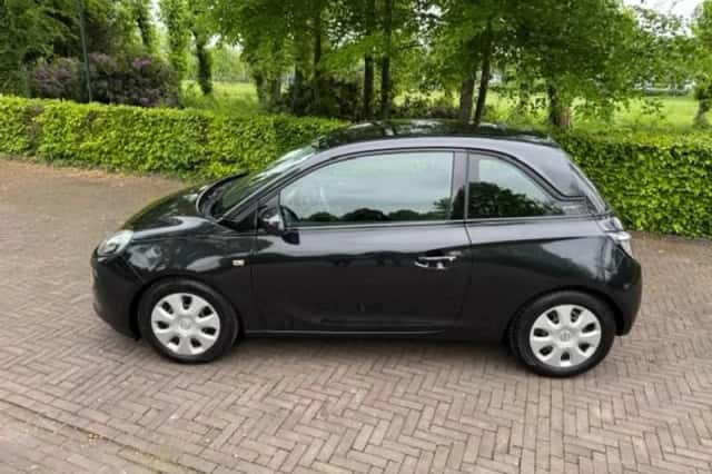 Opel Adam (2014) thumbnail 3