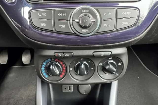 Opel Adam (2014) thumbnail 10