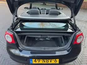 Volkswagen Eos (2010) thumbnail 18