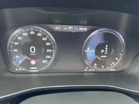 Volvo XC40 (2020) thumbnail 11