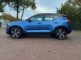Volvo XC40 (2020) thumbnail 4