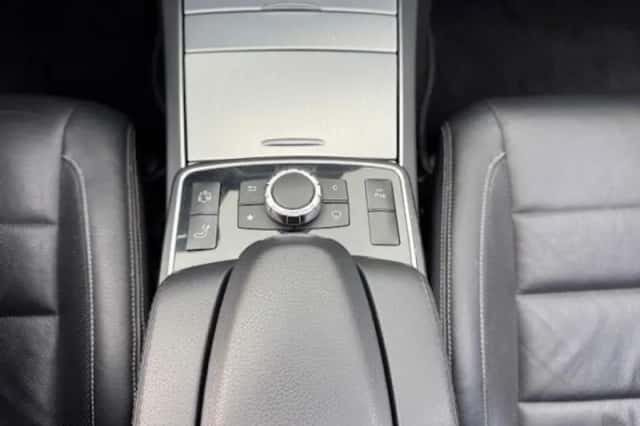 Mercedes-Benz E-Klasse (2015) thumbnail 17