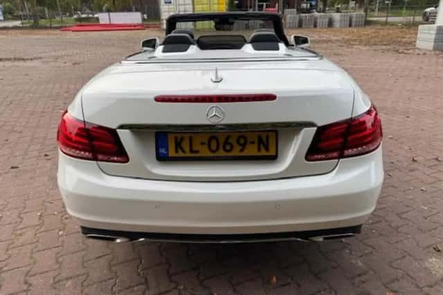 Mercedes-Benz E-Klasse (2015) thumbnail 22