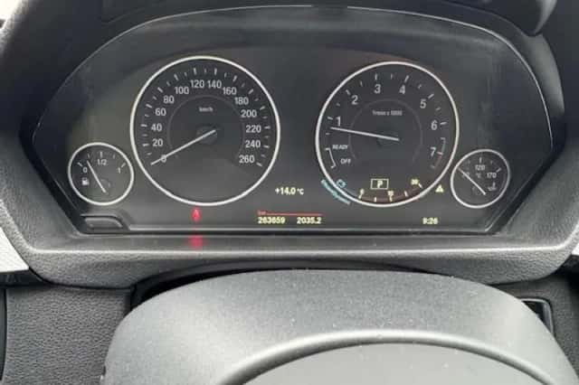 BMW 3-Serie (2015) thumbnail 12
