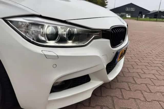 BMW 3-Serie (2015) thumbnail 25