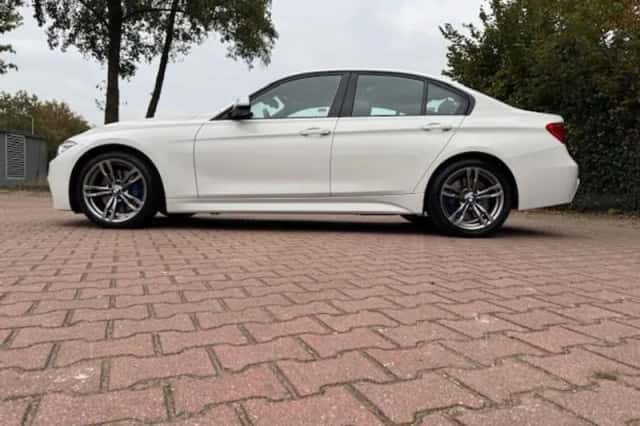 BMW 3-Serie (2015) thumbnail 4
