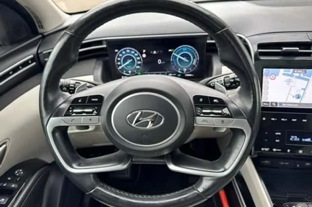 Hyundai Tucson (2022) thumbnail 13