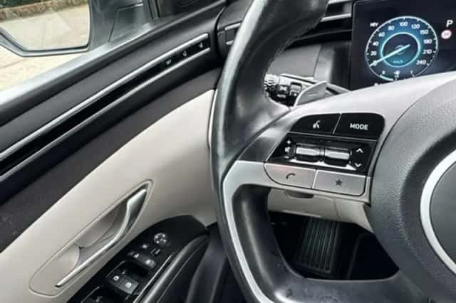 Hyundai Tucson (2022) thumbnail 19