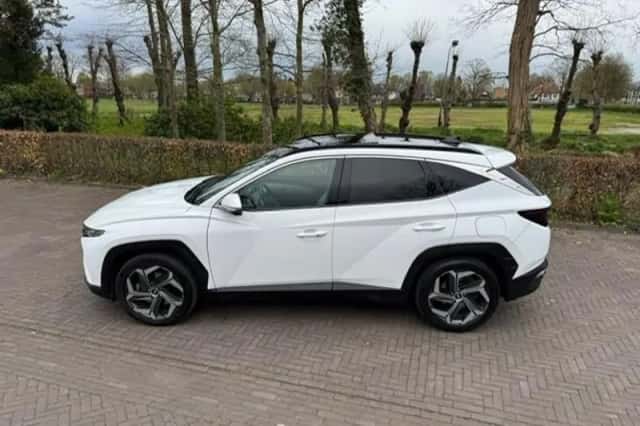 Hyundai Tucson (2022) thumbnail 3