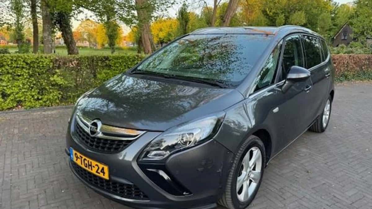 Opel Zafira (2012) — foto 1