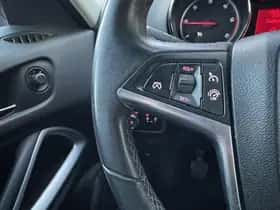 Opel Zafira (2012) thumbnail 12