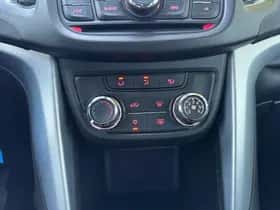 Opel Zafira (2012) thumbnail 15