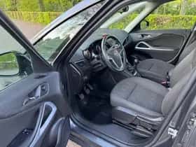 Opel Zafira (2012) thumbnail 5