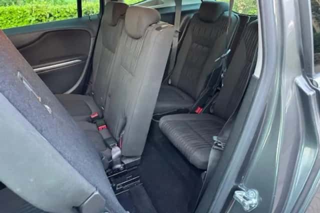 Opel Zafira (2012) thumbnail 8