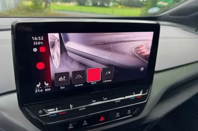 Volkswagen ID.4 (2021) thumbnail 16