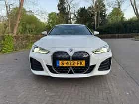 BMW i4 thumbnail 2
