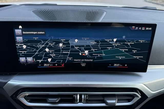 BMW i4 (2022) thumbnail 15