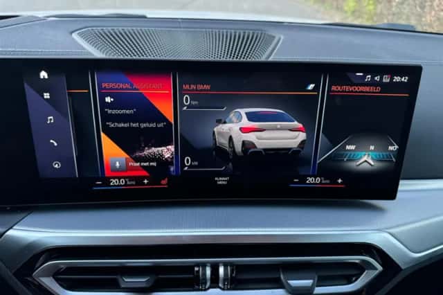 BMW i4 (2022) thumbnail 17