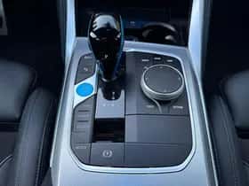 BMW i4 thumbnail 19