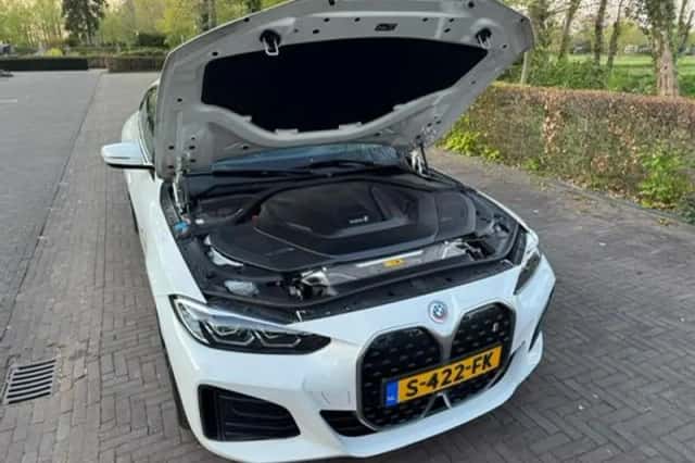 BMW i4 (2022) thumbnail 28