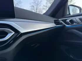 BMW i4 thumbnail 38