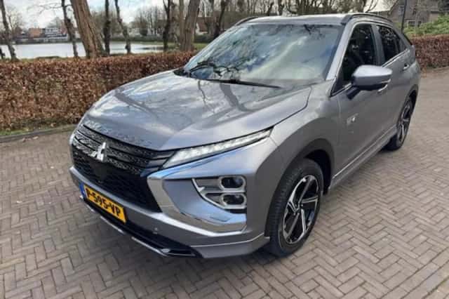 Mitsubishi Eclipse Cross (2022) thumbnail 1