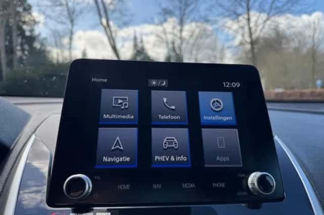 Mitsubishi Eclipse Cross (2022) thumbnail 12