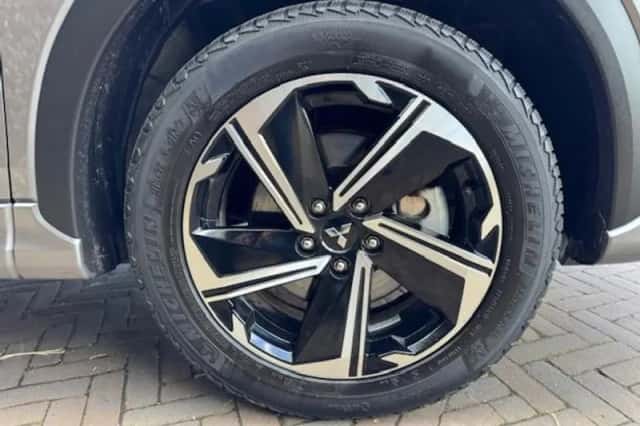 Mitsubishi Eclipse Cross (2022) thumbnail 29