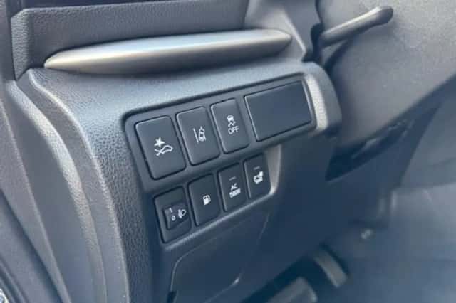 Mitsubishi Eclipse Cross (2022) thumbnail 7